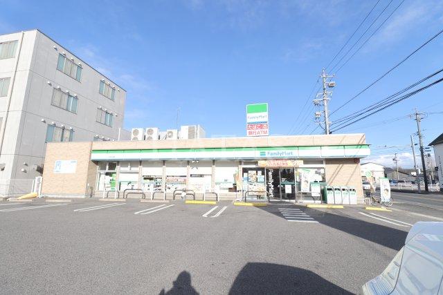 コンビニ　ファミリーマート　大府共栄店（コンビニ）まで273m