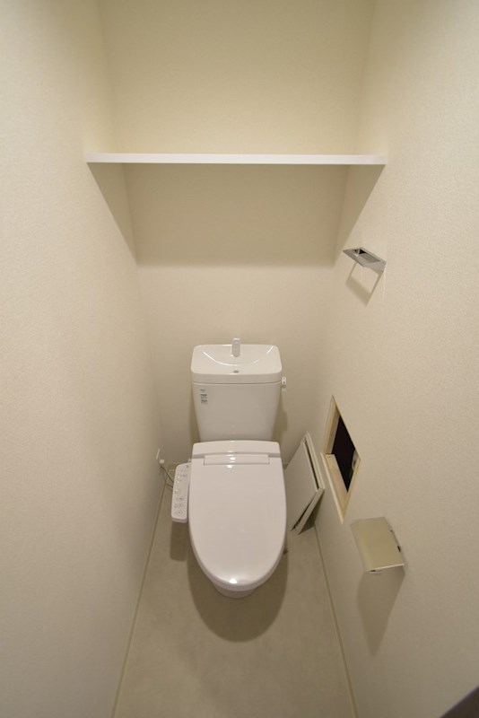 トイレ　同施工会社の同仕様写真です。