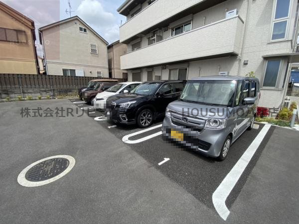 駐車場　駐車スペースもあります
