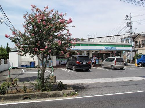 コンビニ　ファミリーマート川口安行南店（コンビニ）まで757m
