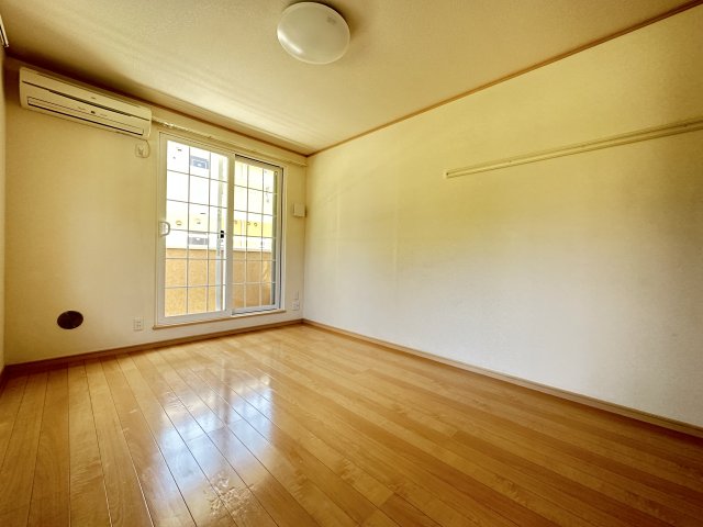 居室・リビング　※同物件、同タイプのお部屋です
