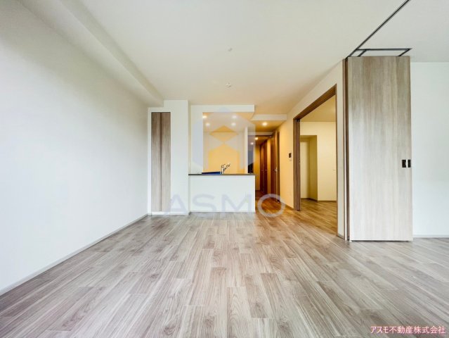 居室・リビング　同マンション別部屋　参考写真