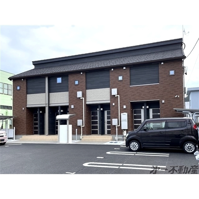 エントランス　建物外観