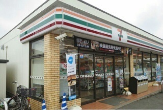 コンビニ　セブンイレブン 成田西三里塚店（コンビニ）まで500m