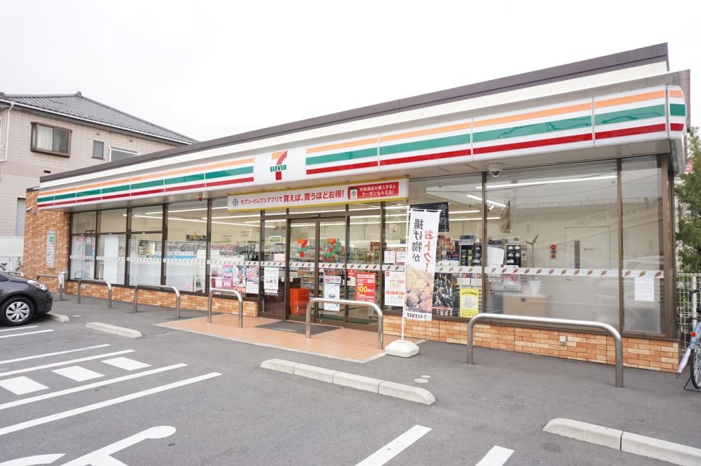 コンビニ　セブンイレブン 越谷南町1丁目店（コンビニ）まで609m