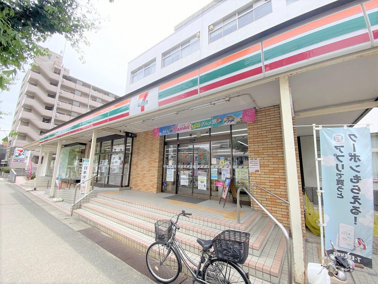 コンビニ　セブンイレブン神戸魚崎北町5丁目店（コンビニ）まで330m