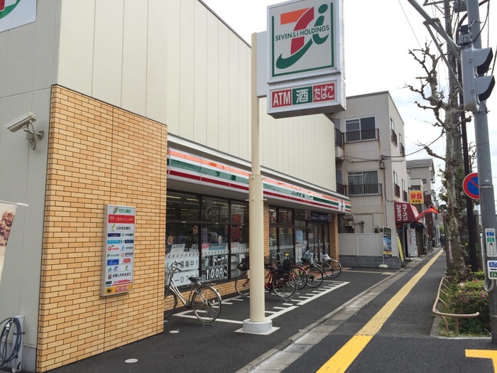 コンビニ　セブンイレブン葛飾小菅2丁目店（コンビニ）まで304m