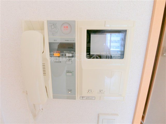 その他設備　TVモニター付オートロック