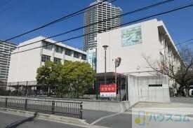 中学校　摂津市立第一中学校（中学校）まで907m