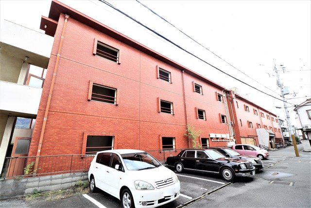 建物外観　プラザハピネス高安