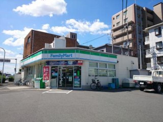 コンビニ　ファミリーマート八尾高安町店（コンビニ）まで750m