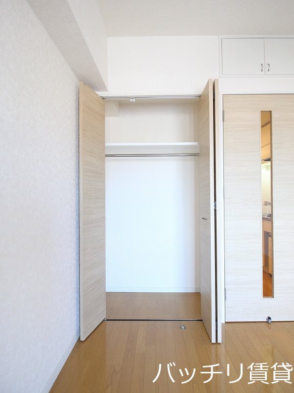 収納　同型タイプの為現状優先