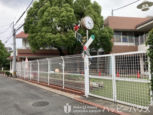 幼稚園・保育園　リズム保育園（幼稚園・保育園）まで260m