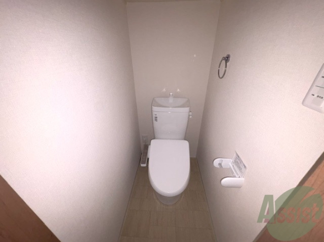 トイレ　トイレは、シャワートイレとなっております。