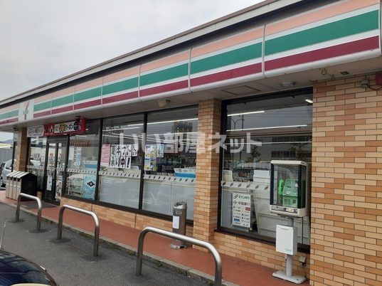 コンビニ　セブン-イレブン 岡山藤崎東店（コンビニ）まで805m