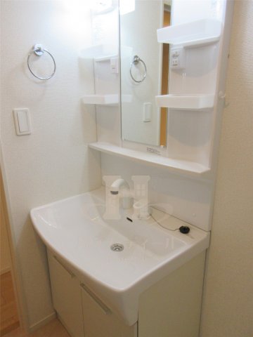 洗面設備　忙しい朝には欠かせない洗面所です