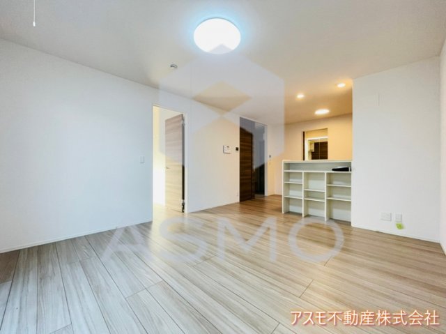 居室・リビング　※同物件　別間取り　参考写真