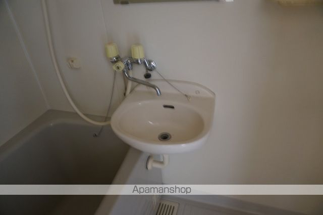 フラットカキノキの内装写真