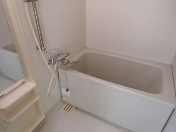 バス・シャワールーム　バス※別部屋参考写真