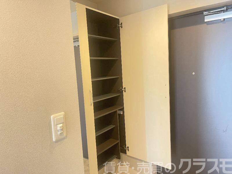 玄関　トールタイプのシューズボックスあり♪