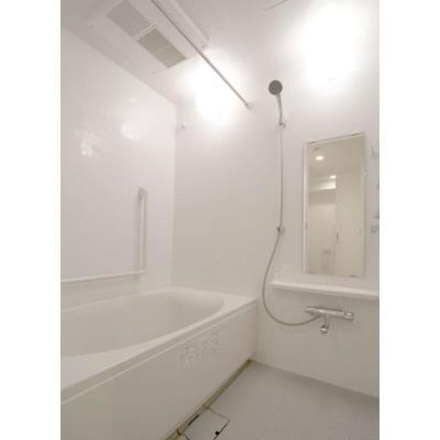 バス・シャワールーム　※写真は同タイプ住戸です。