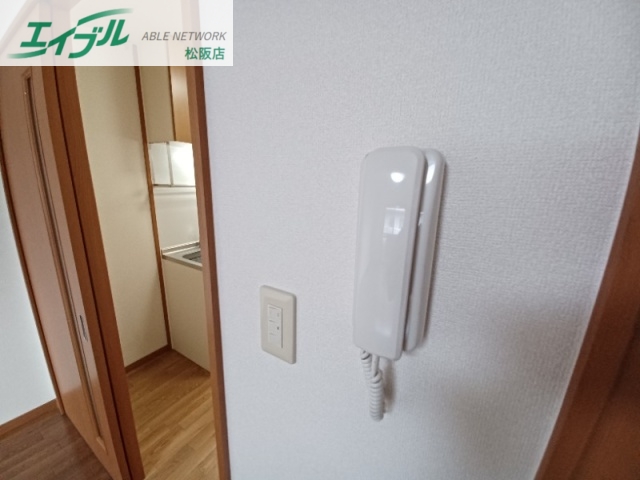 セキュリティ　同型参考写真