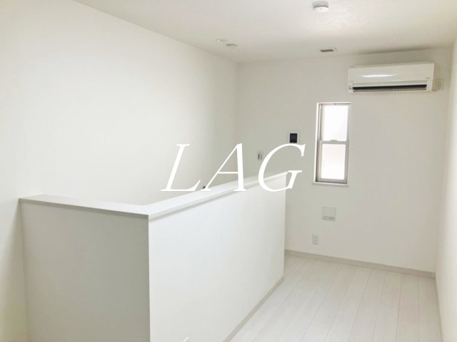 居室・リビング　洋室のお部屋です。