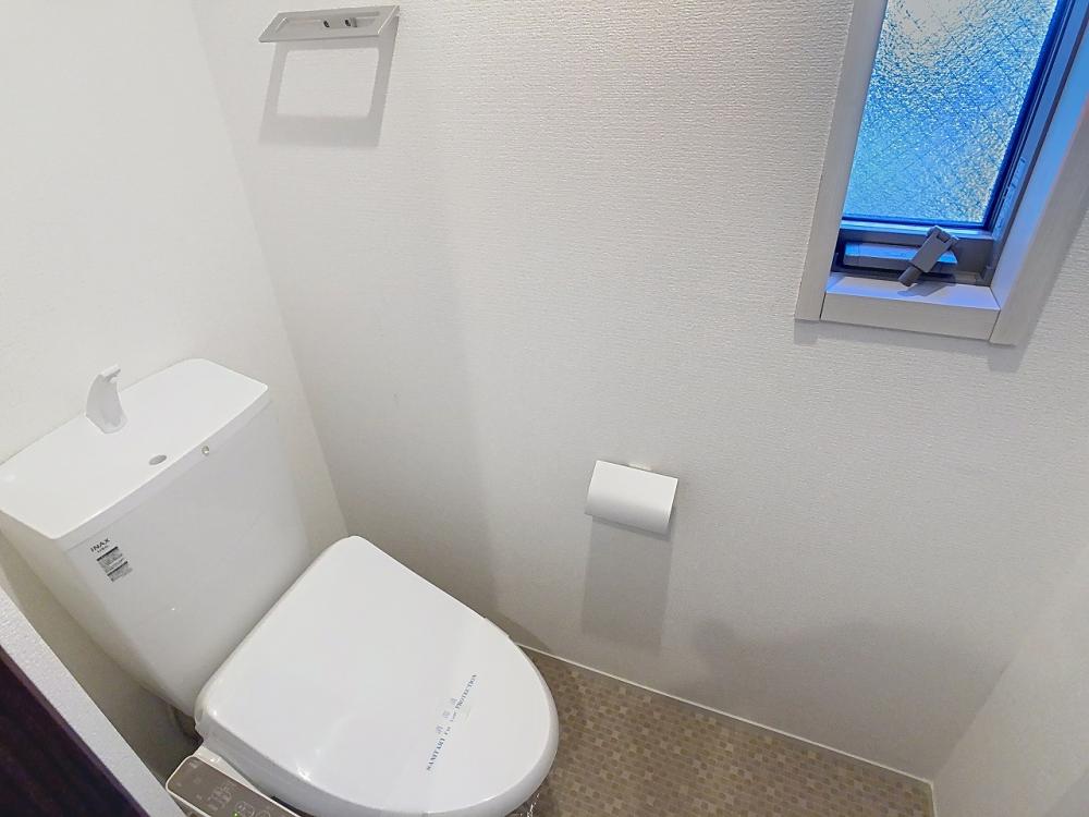 メラン・テグラのトイレ写真
