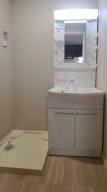 洗面設備　同仕様