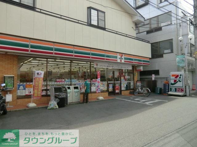 コンビニ　セブンイレブン（コンビニ）まで400m