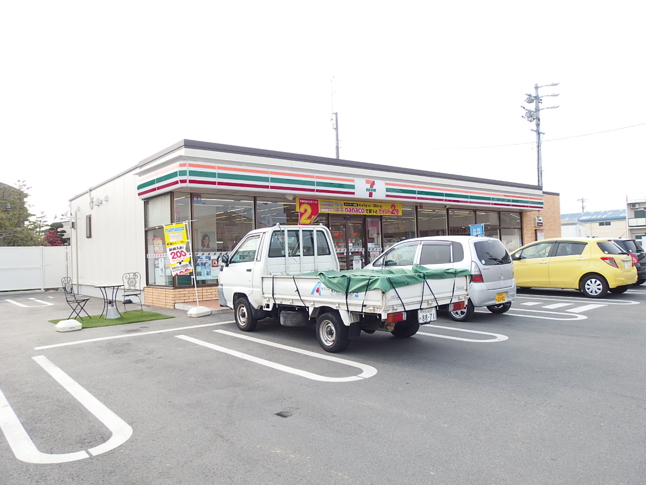 コンビニ　セブンイレブン　浜松飯田北店（コンビニ）まで301m