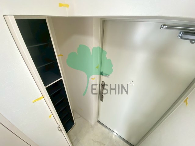 玄関　下駄箱もしっかりついてます！