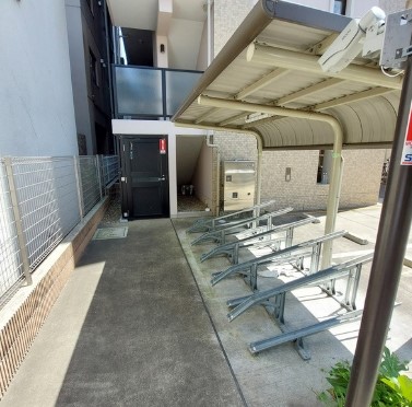 東京メトロ千代田線 町屋駅 徒歩11分 8階建 築10年の外観写真