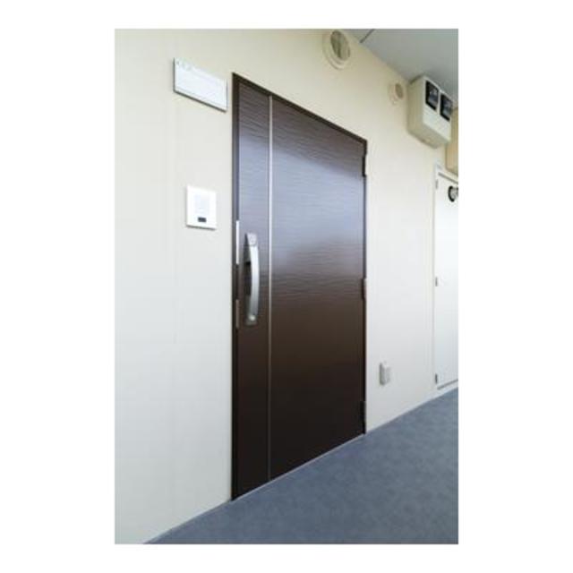 玄関　※写真は同タイプ住戸です。