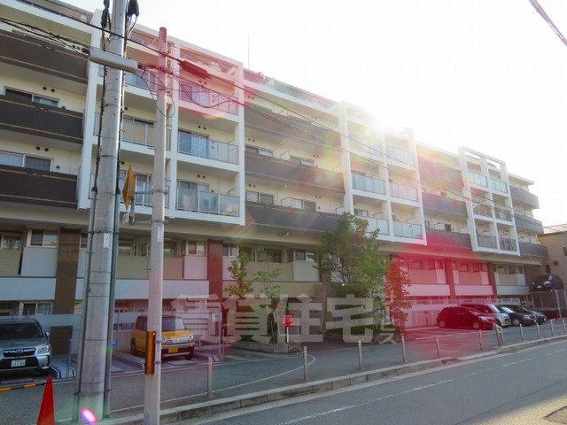 セレニテ甲子園の外観写真