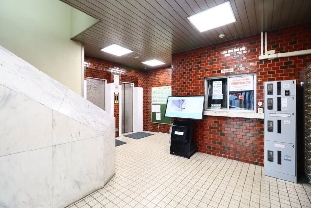 いづみハイツ茅場町の外観写真