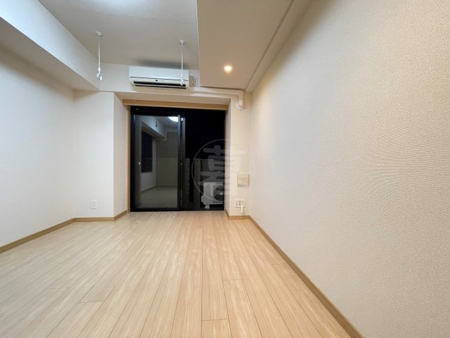 ルーブル羽田萩中の居間写真