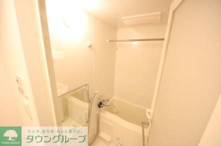 バス・シャワールーム　洗面