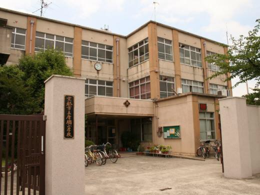 小学校　京都市立 唐橋小学校（小学校）まで468m