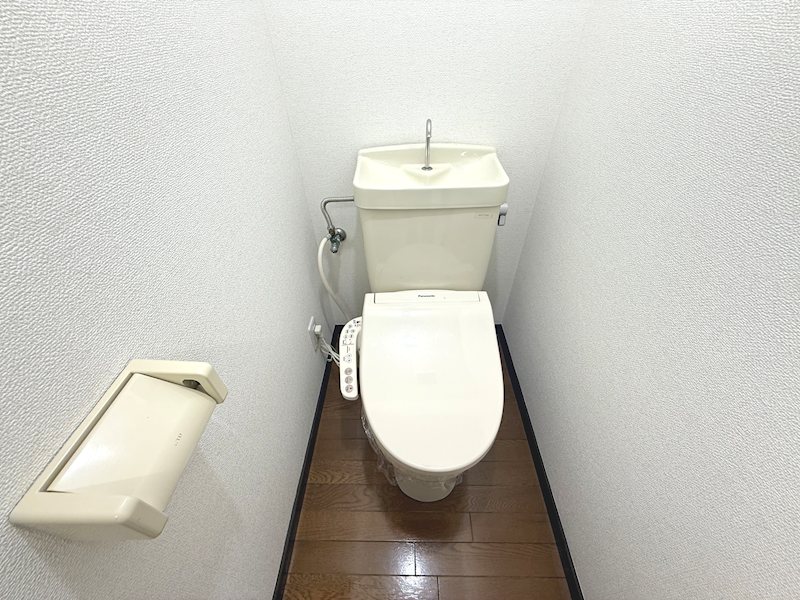 ビック・インのトイレ写真