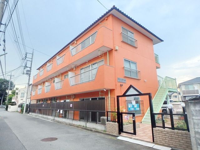 建物外観　☆明るい綺麗な外観☆