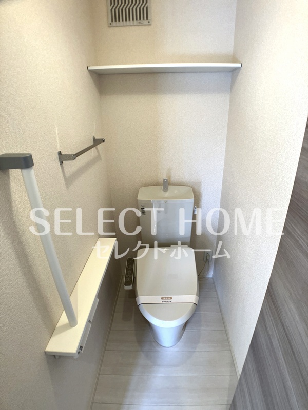 トイレ　落ち着いたトイレです
