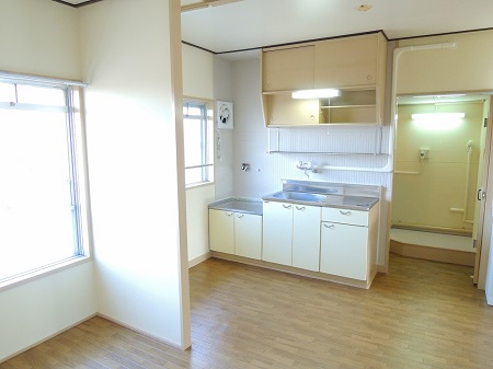 公社賃貸SMALIO 茶山台の居間写真