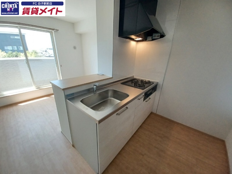 キッチン　同物件別室写真