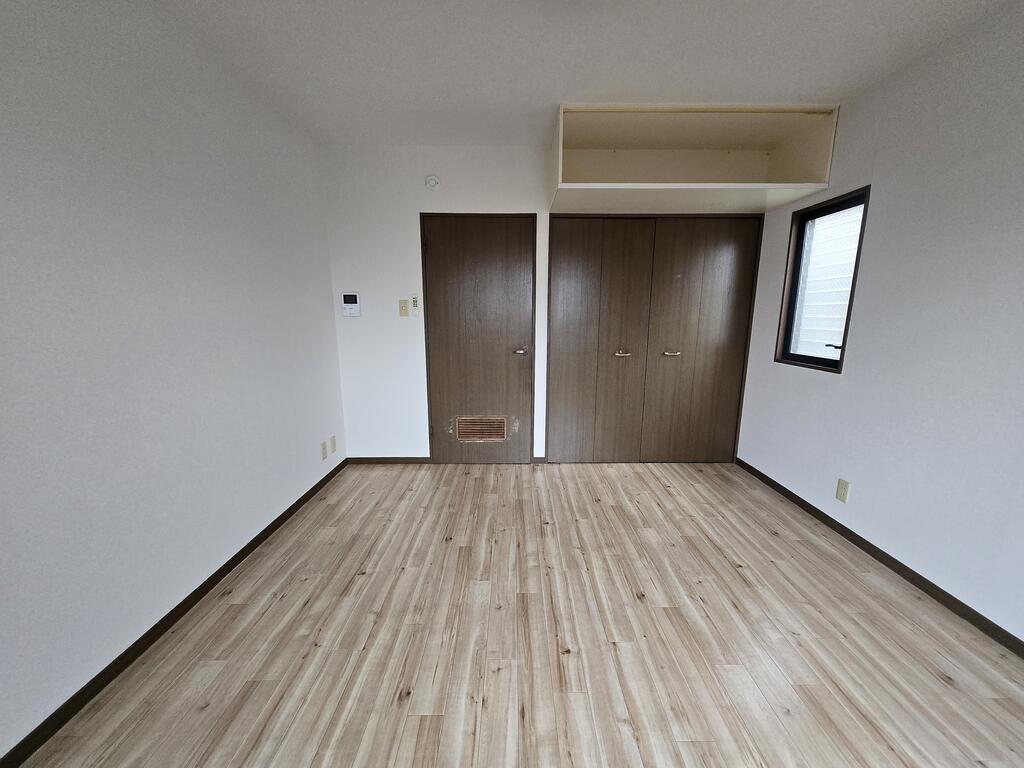 ハイブリッジIIの内装写真
