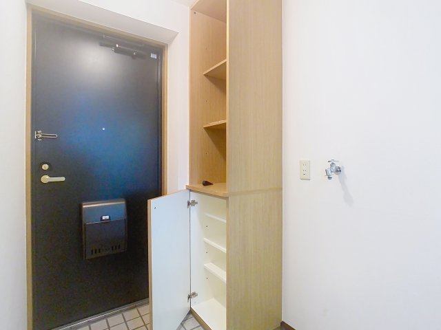 収納　掲載写真は空室の別部屋を掲載しております。実際のお部屋と仕様