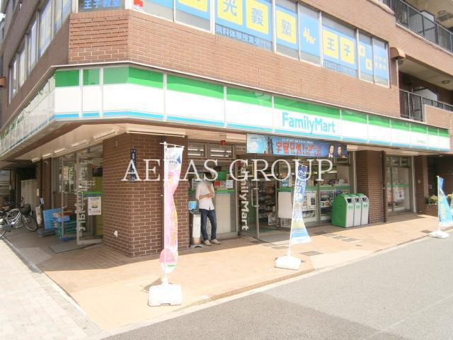 コンビニ　ファミリーマート 王子明治通り店（コンビニ）まで147m
