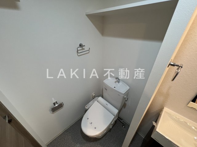 レジュールアッシュ南堀江のトイレ写真