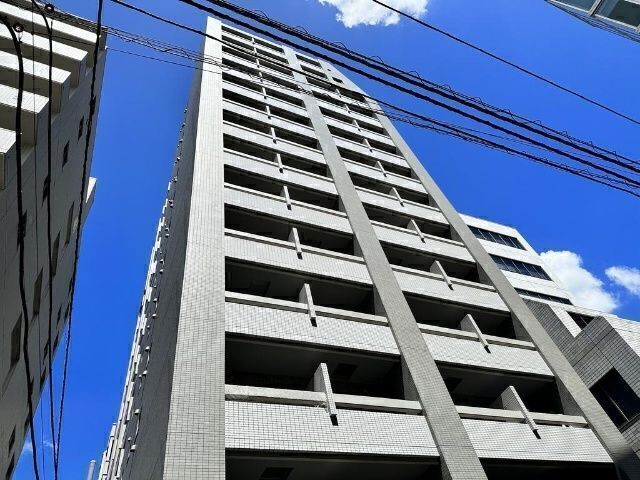 東京メトロ日比谷線 茅場町駅 徒歩3分 築23年