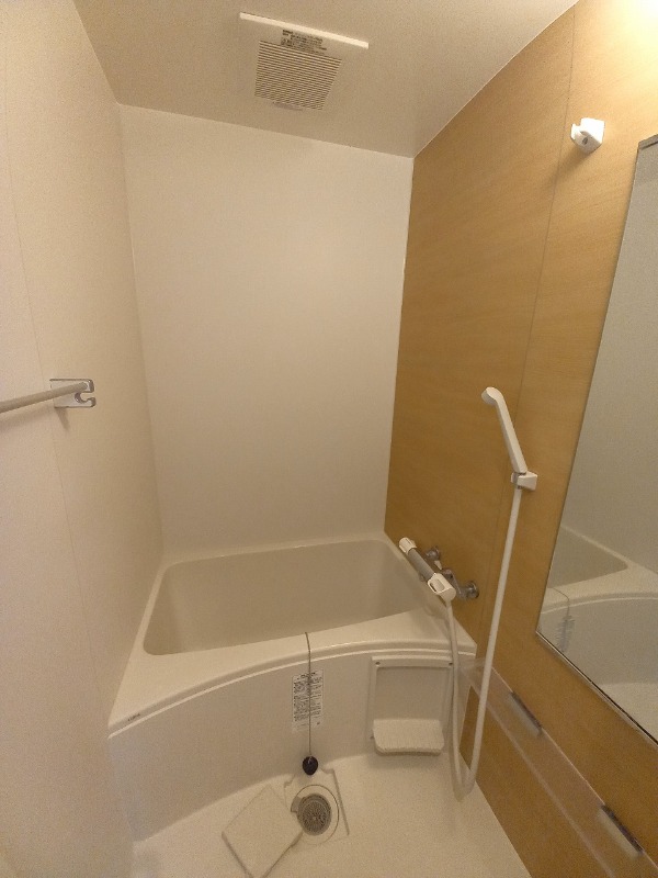 バス・シャワールーム　同建物別号室
